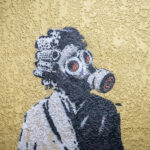 У Києво-Печерській лаврі знову можна переглянути роботу вуличного художника Banksy