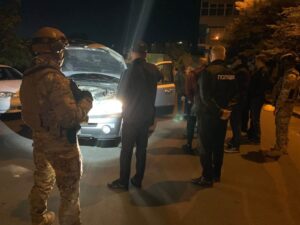 У Києві продали 71 автомобіль, ввезений як гуманітарна допомога для ЗСУ